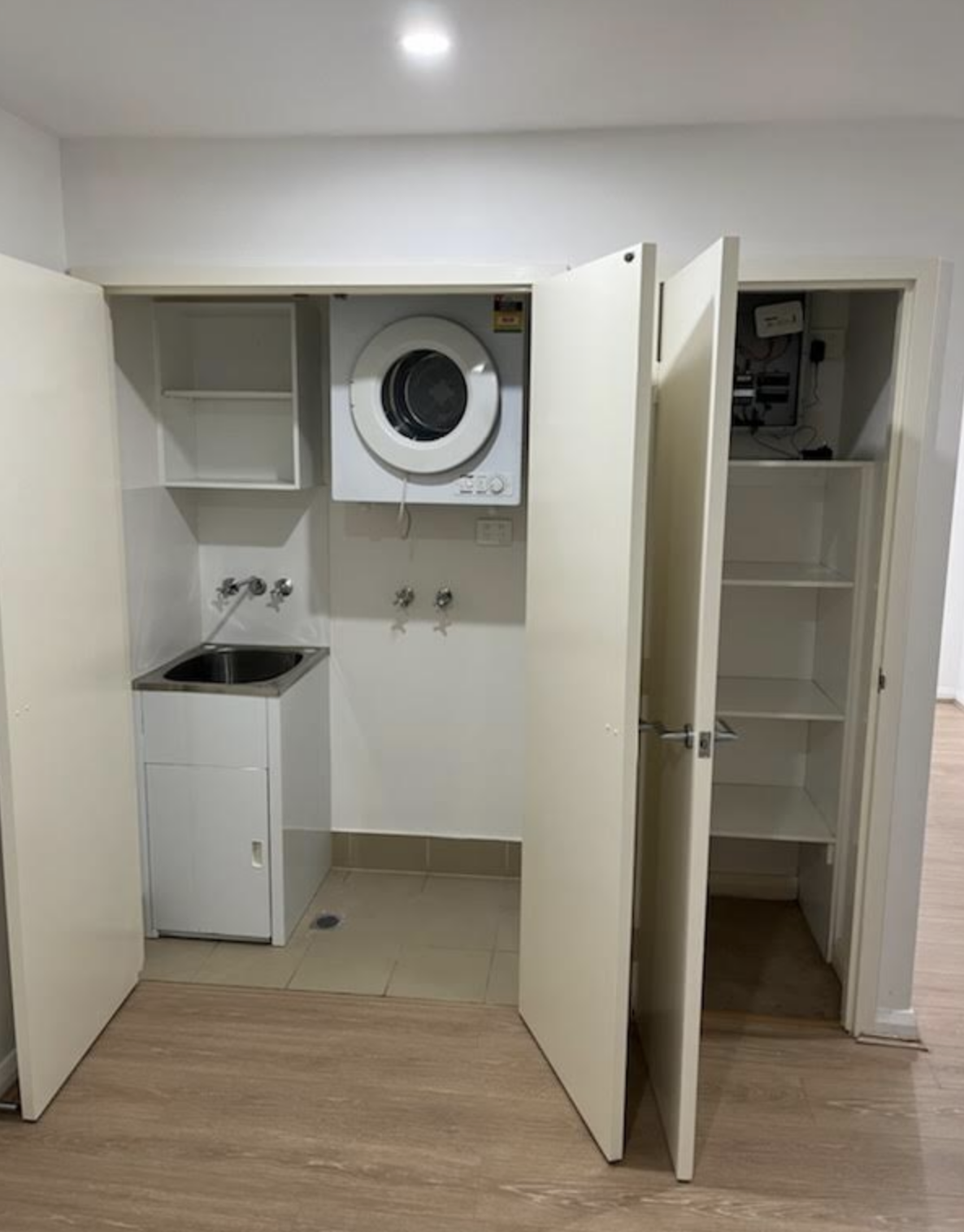 Wentworth Point Laundry 1